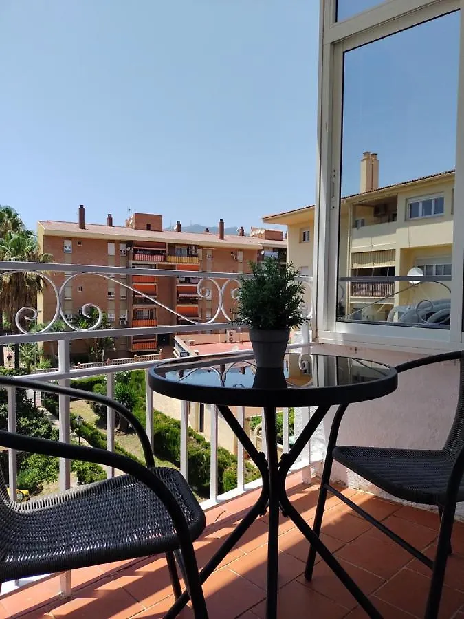 Hermoso Apartamento, Edificio Piscis Benalmadena 0*,  Spain